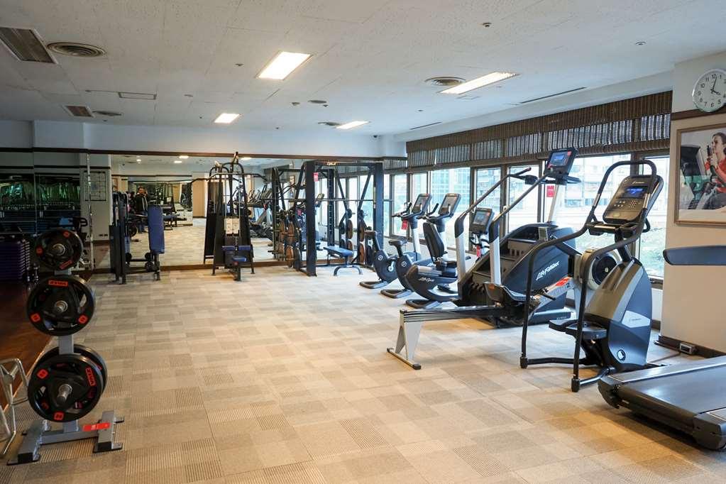 The Howard Plaza Hotel טאיפיי מתקנים תמונה The gym at the hotel