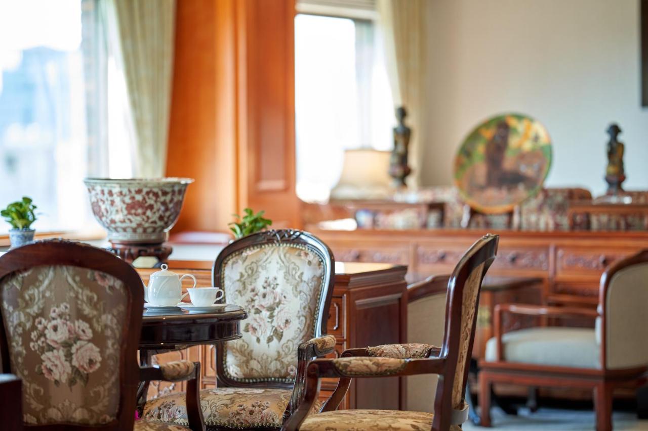 The Howard Plaza Hotel טאיפיי מראה חיצוני תמונה The interior of the restaurant