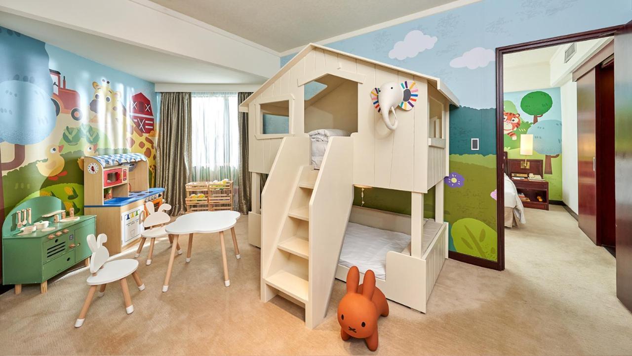 The Howard Plaza Hotel טאיפיי מראה חיצוני תמונה A bunk bed