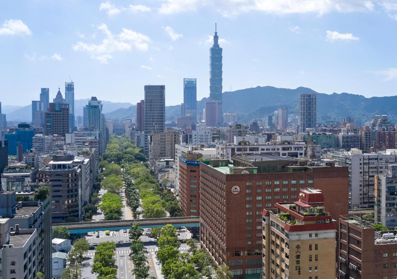 The Howard Plaza Hotel טאיפיי מראה חיצוני תמונה Skyline of Taipei